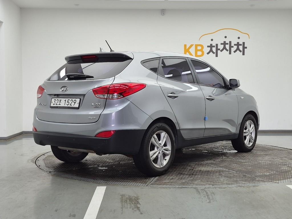 HYUNDAI Tucson - Vista 4