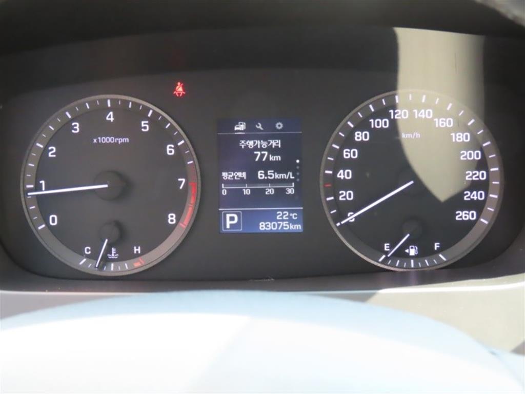 HYUNDAI Sonata - Vista 9