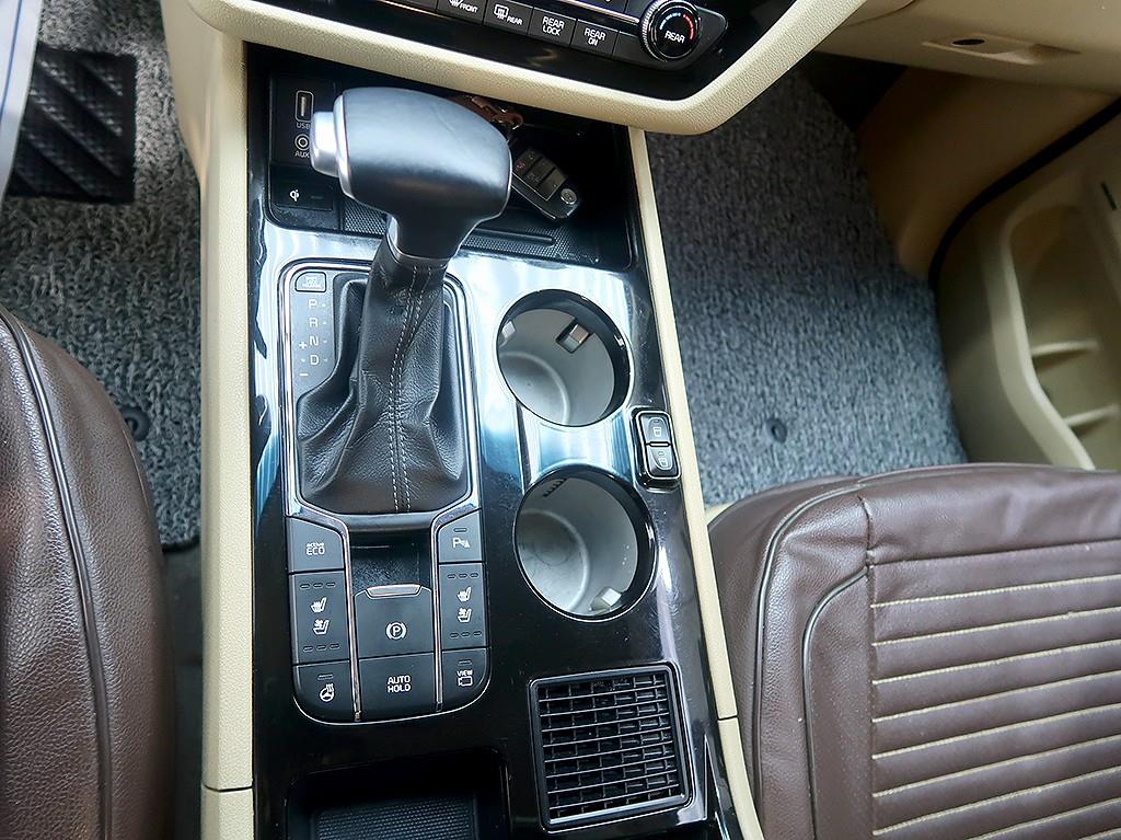 KIA Carnival 2019 Blanco - Importación desde Corea - HF Imports Iquique - Foto 10