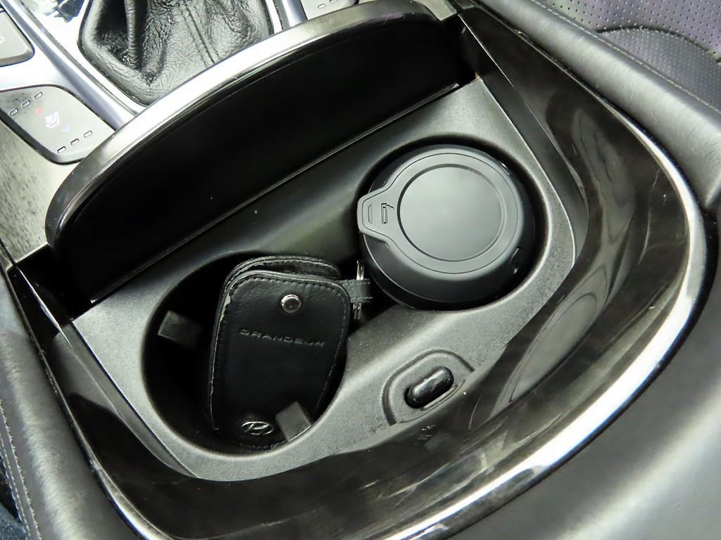 HYUNDAI Grandeur - Vista 11