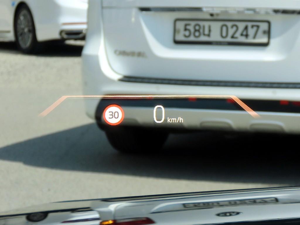 BMW i4 - Vista 10