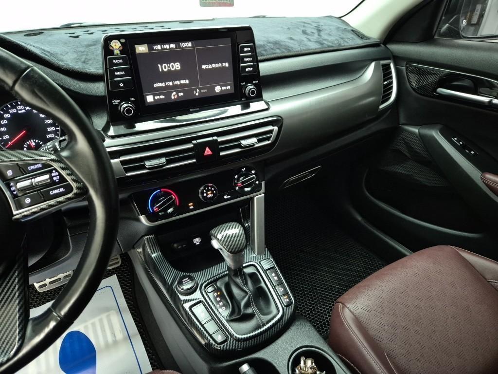 KIA Seltos - Vista 10