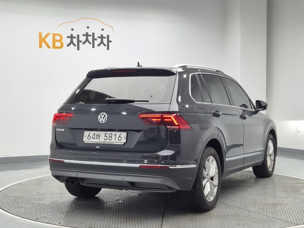 Volkswagen Tiguan - Vista 3