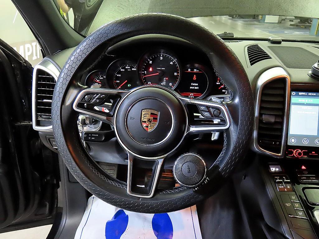 Porsche Cayenne - Vista 8