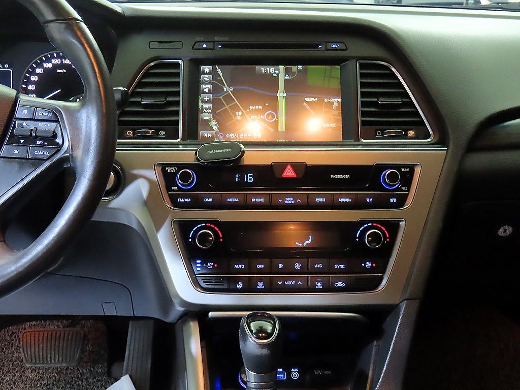 HYUNDAI Sonata - Vista 11