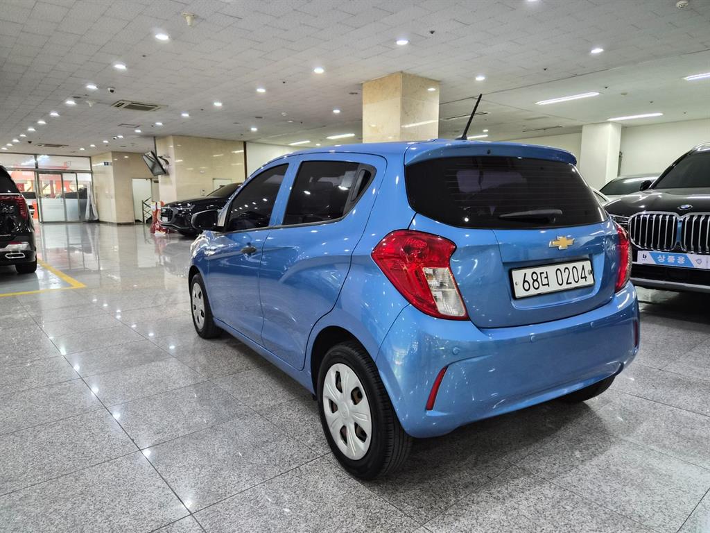 Chevrolet Spark - Vista 3