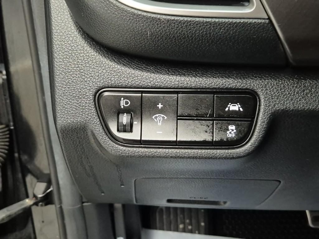 KIA Seltos 2020 Negro - Importación desde Corea - HF Imports Iquique - Foto 17