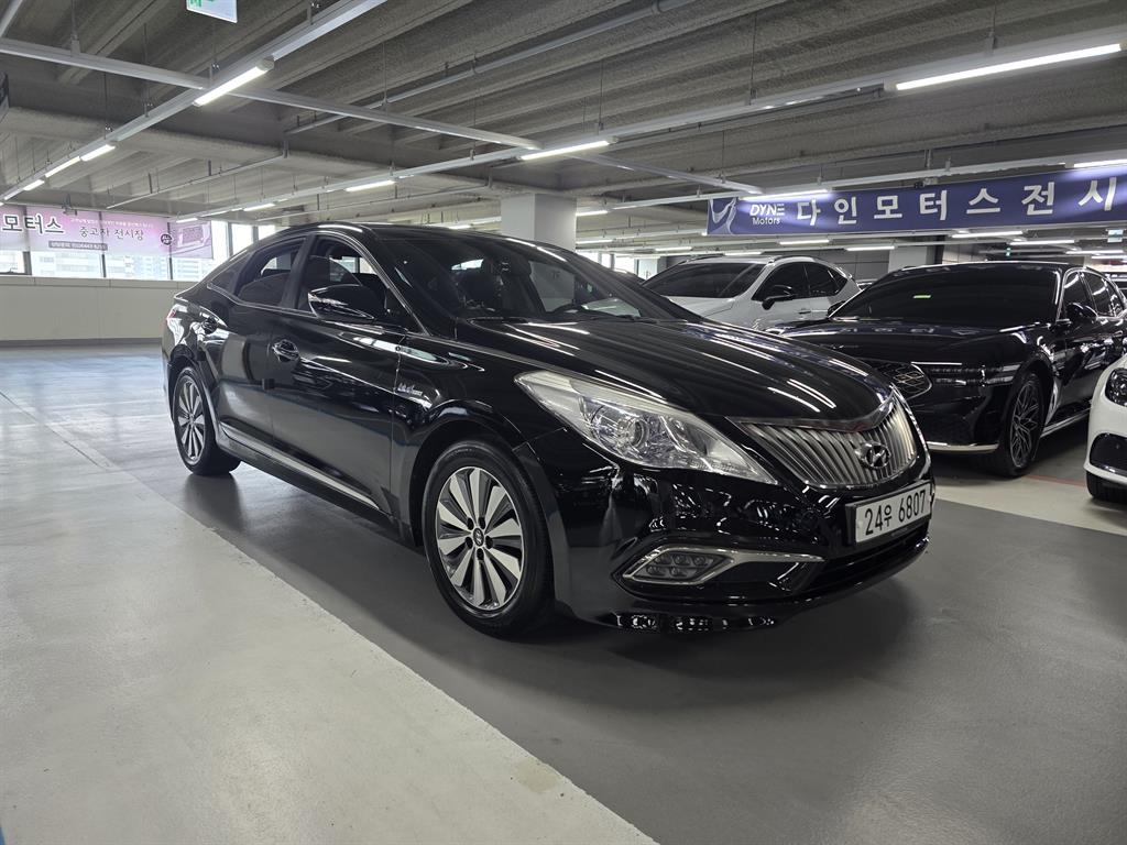 HYUNDAI Grandeur - Vista 2