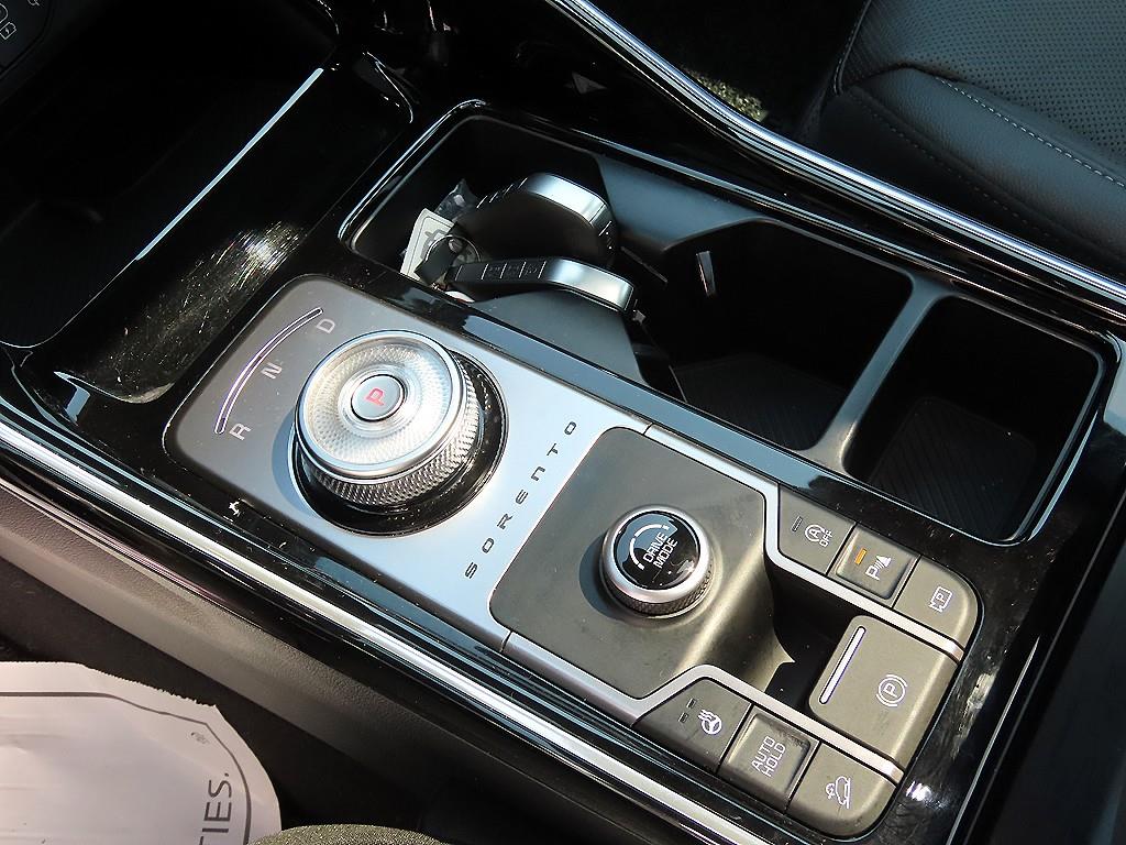 KIA Sorento - Vista 11
