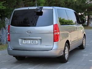 HYUNDAI Starex - Vista 6