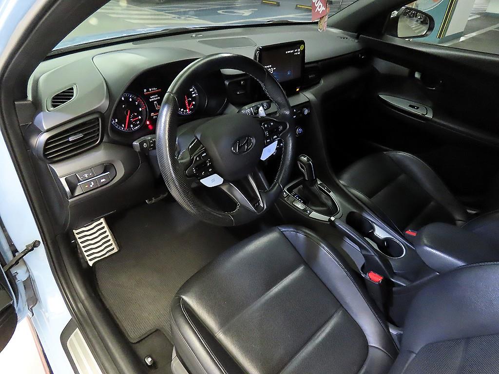 HYUNDAI Veloster - Vista 10
