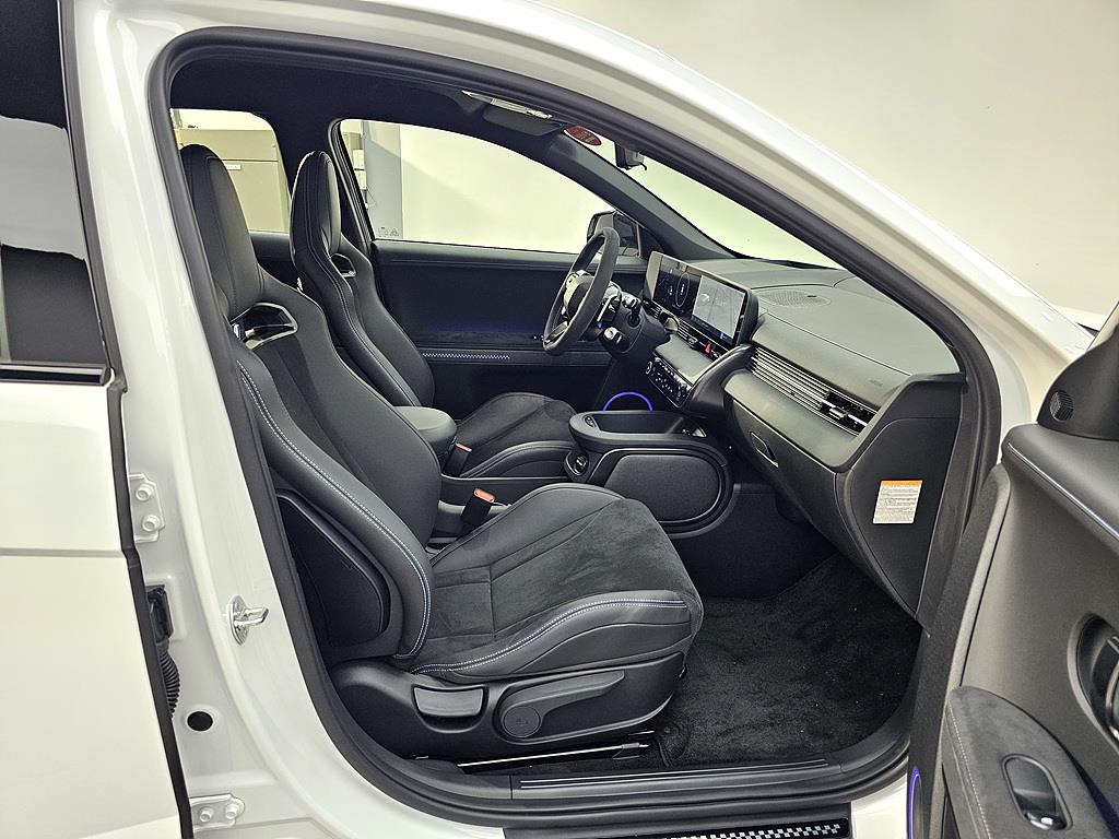 HYUNDAI Ioniq 5 - Vista 10