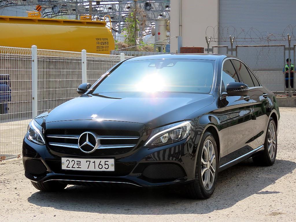 Mercedes Benz C Class - Vista 2