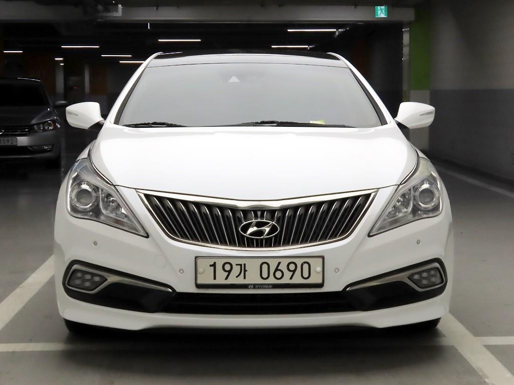 HYUNDAI Grandeur 2016 Blanco - Importación desde Corea - HF Imports Iquique - Foto 1