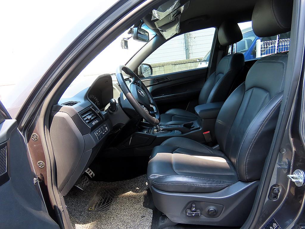 Ssangyong Rexton - Vista 5