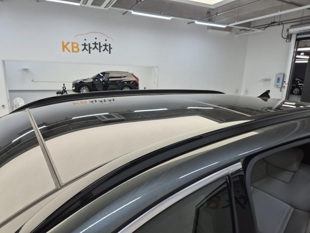 HYUNDAI Tucson - Vista 7