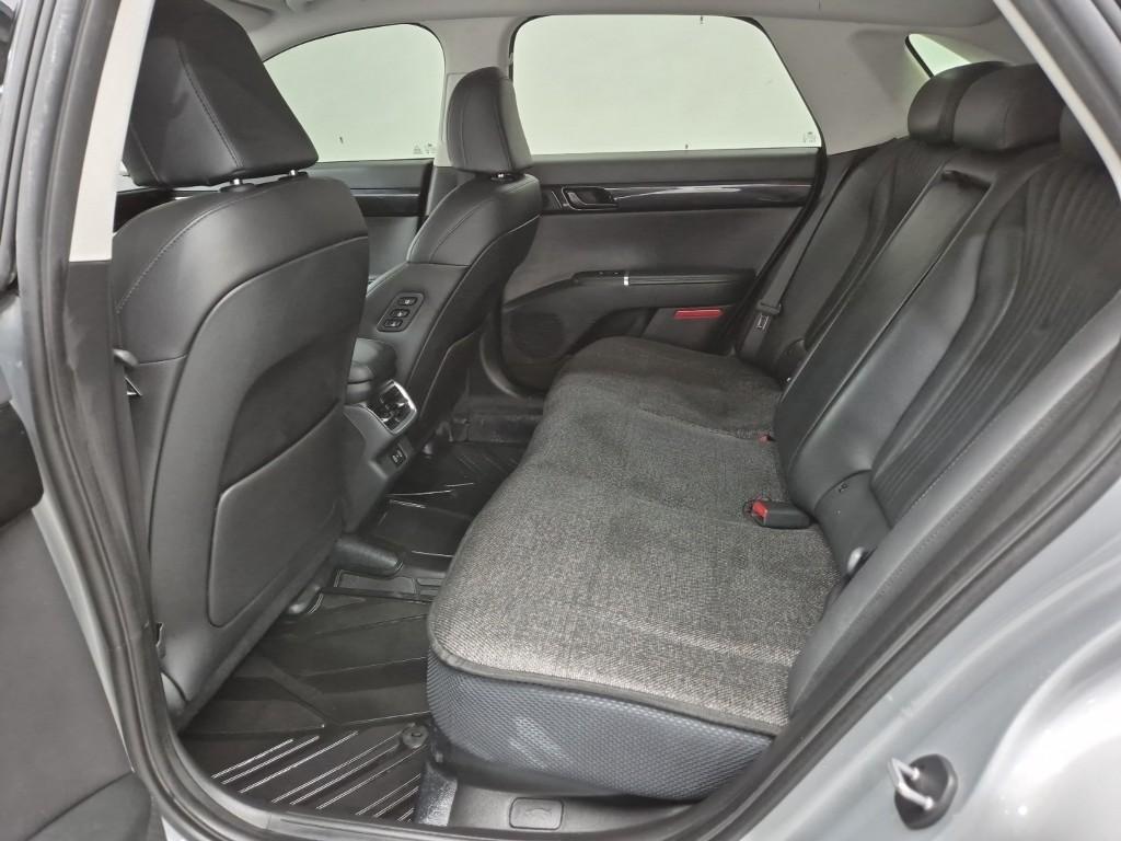 HYUNDAI Grandeur - Vista 12