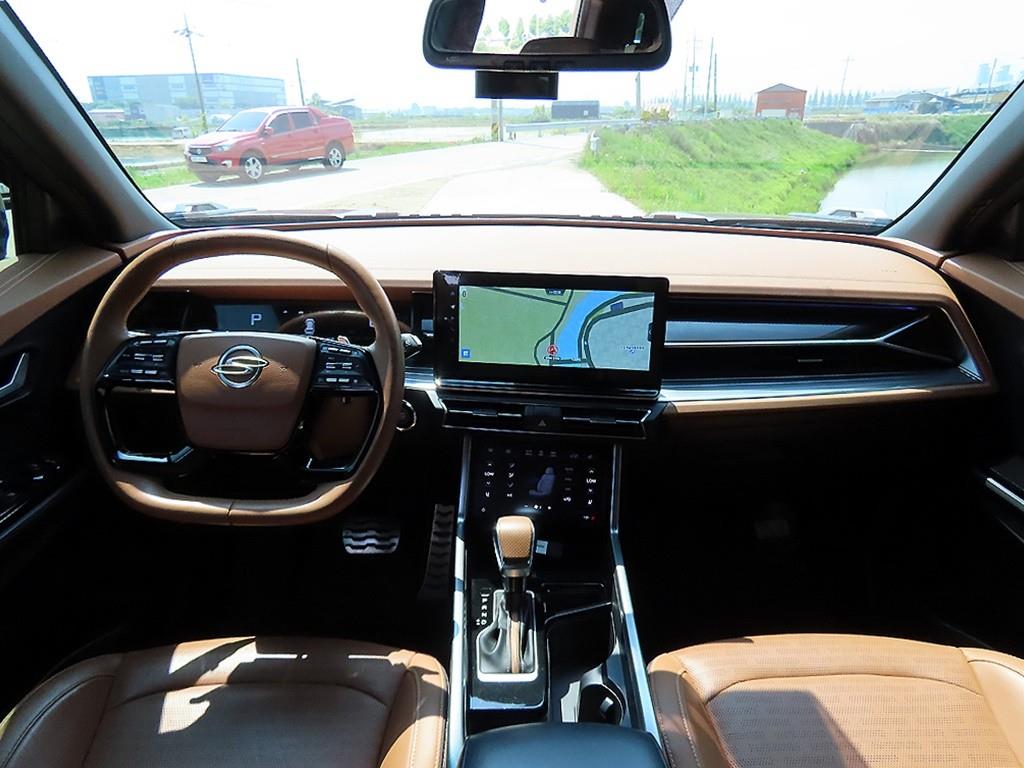 Ssangyong Torres - Vista 9