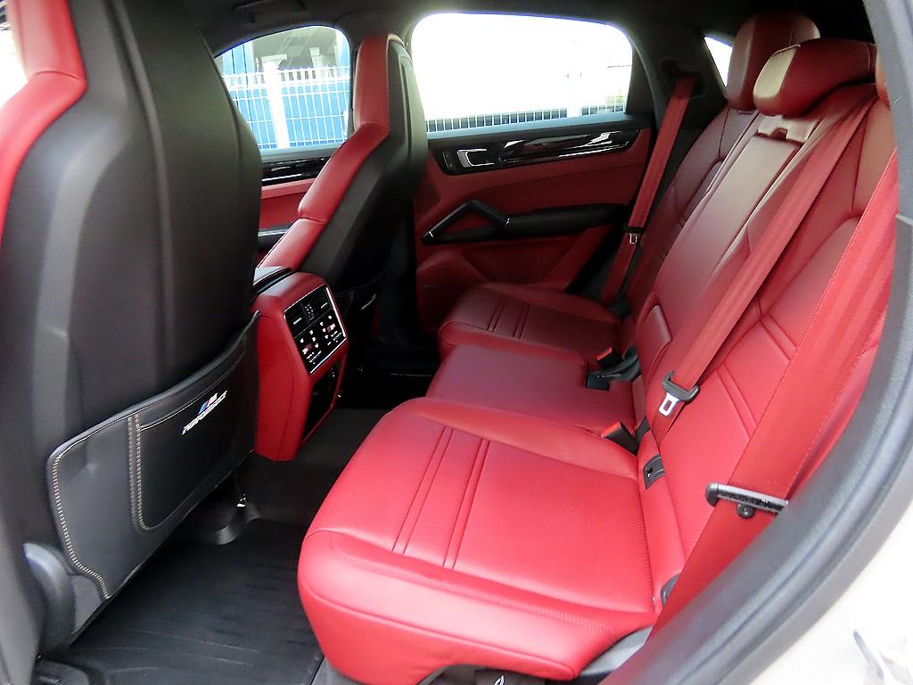 Porsche Cayenne - Vista 6