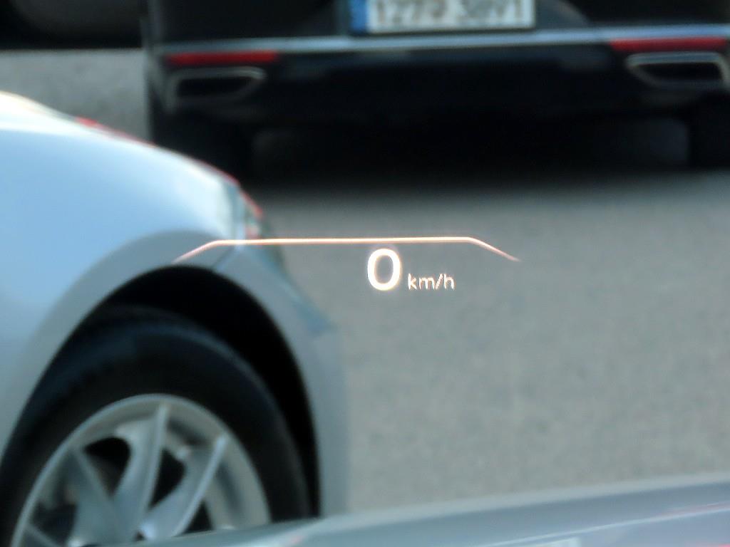 Genesis G80 - Vista 10