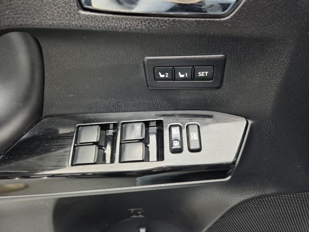 Toyota RAV4 - Vista 5