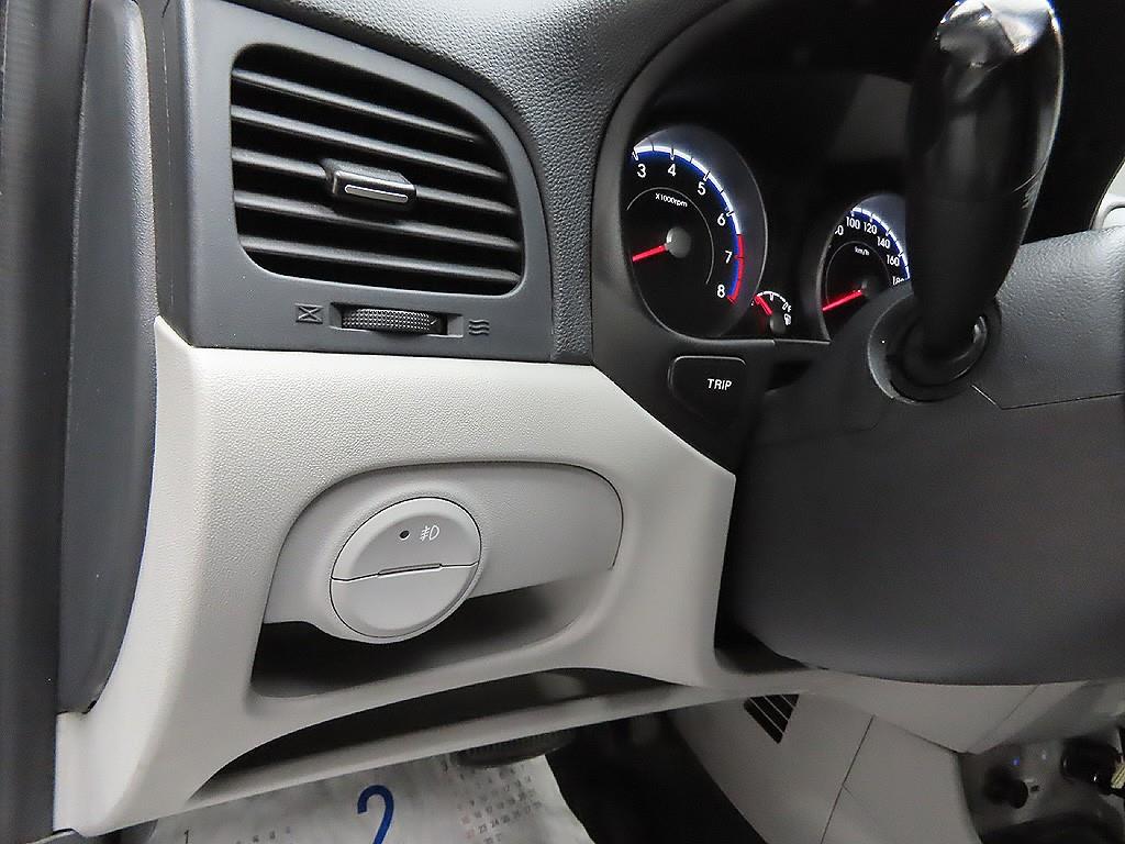 HYUNDAI Verna 2010 Gris - Importación desde Corea - HF Imports Iquique - Foto 12