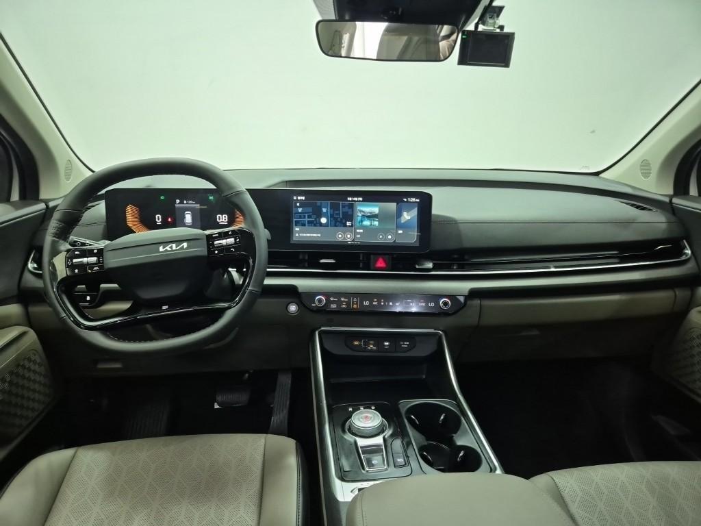 KIA Carnival - Vista 7