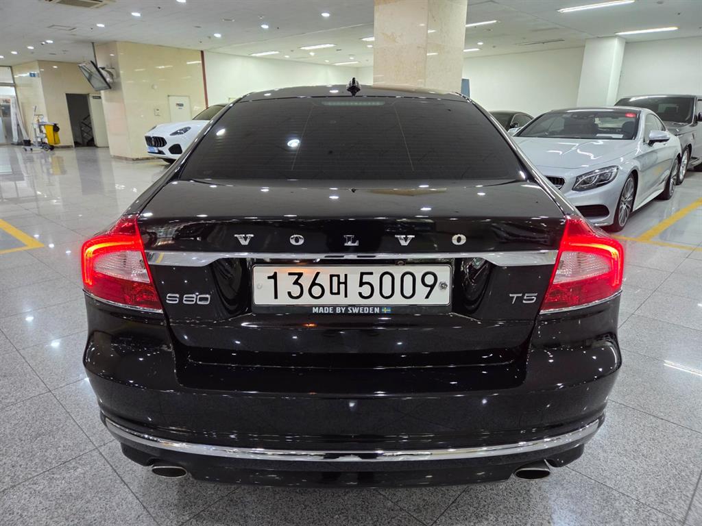 Volvo S80 - Vista 4