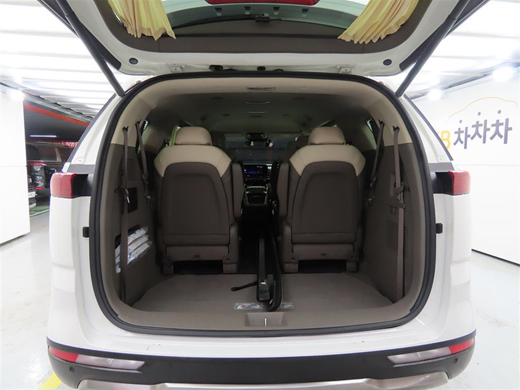 KIA Carnival 2023 Blanco - Importación desde Corea - HF Imports Iquique - Foto 18