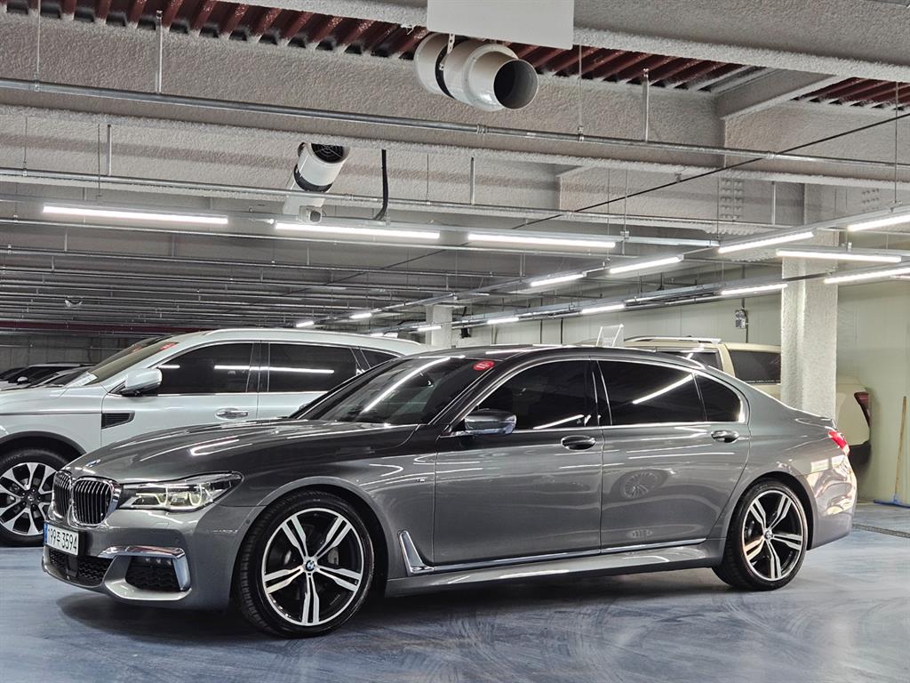 BMW 7 Series 2018 Gris - Importación desde Corea - HF Imports Iquique - Foto 1