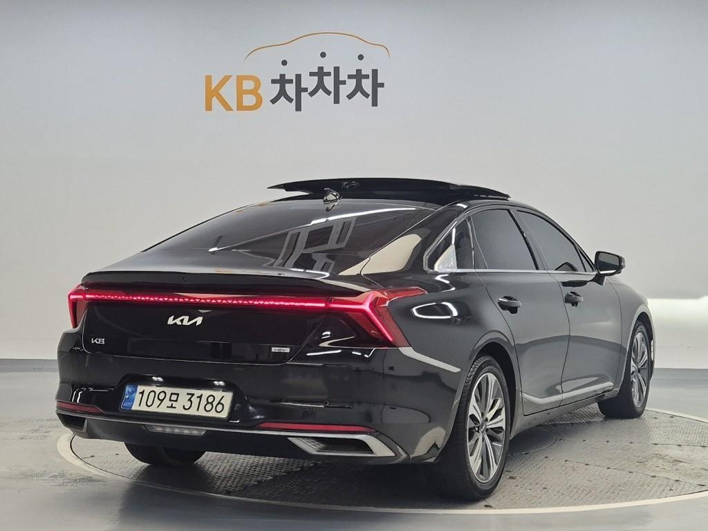 KIA K8 - Vista 3