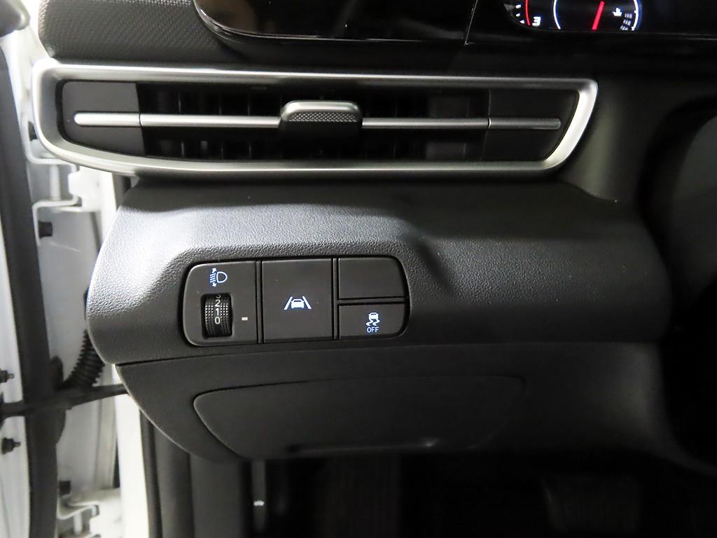 HYUNDAI Avante - Vista 12
