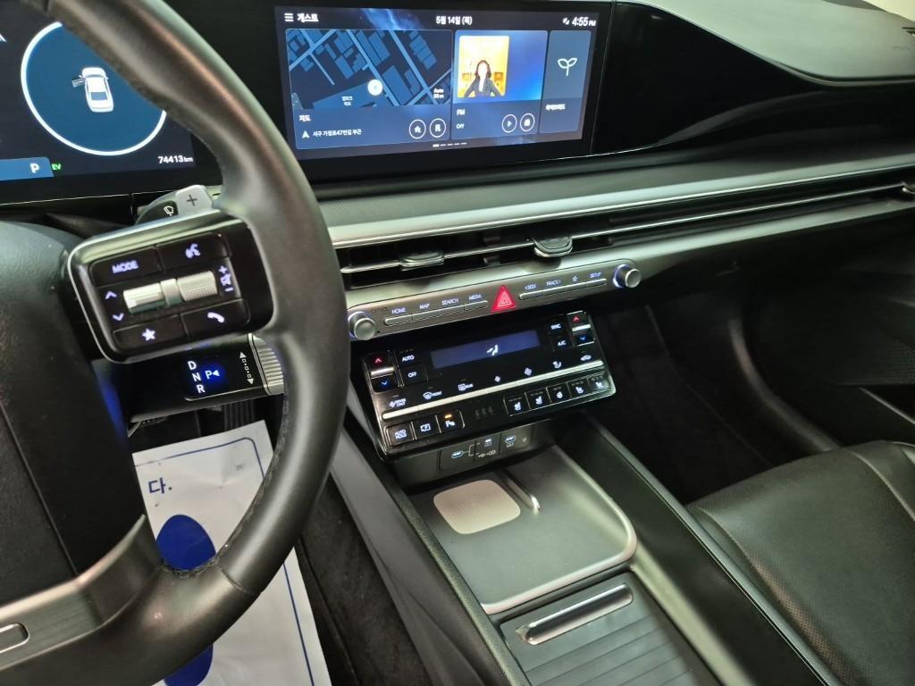 HYUNDAI Grandeur - Vista 10