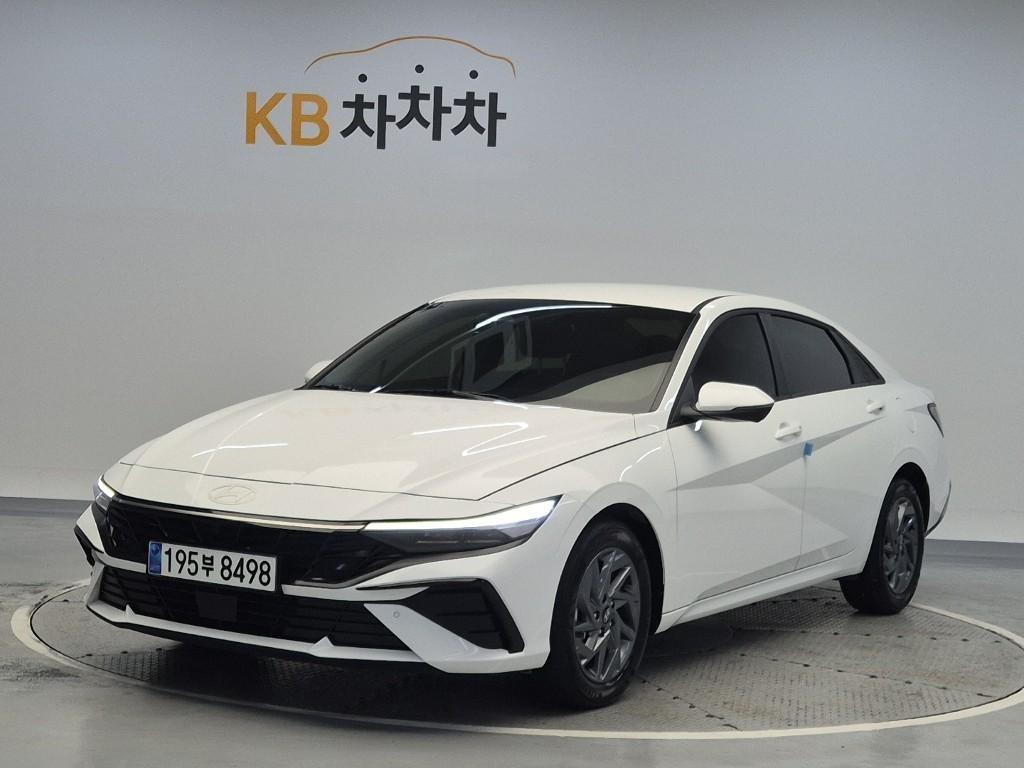 HYUNDAI Avante 2025 Blanco - Importación desde Corea - HF Imports Iquique - Foto 1