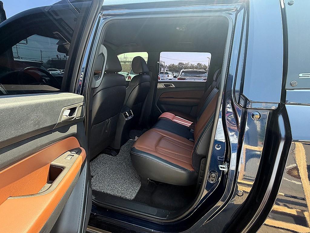 Ssangyong Rexton - Vista 7