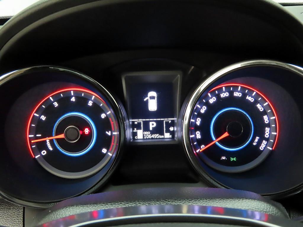 Ssangyong Tivoli - Vista 6