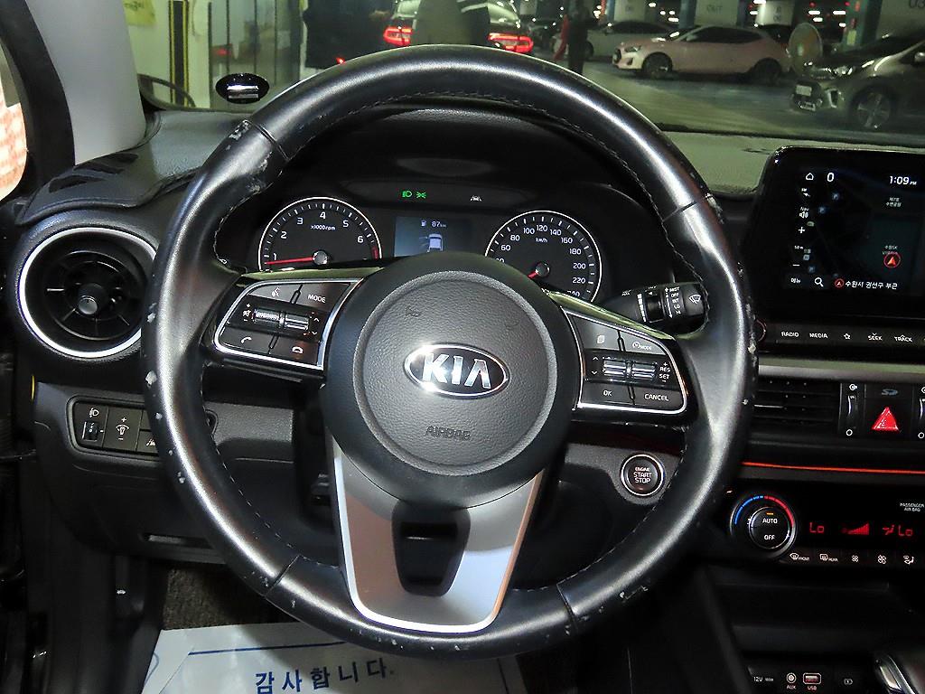 KIA K3 - Vista 8