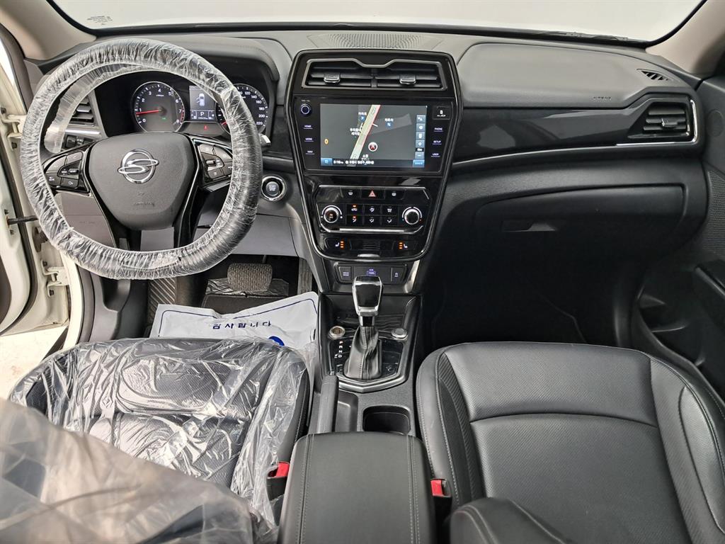 Ssangyong Tivoli - Vista 11