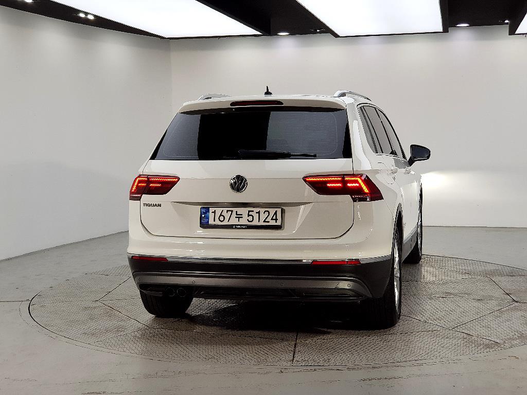 Volkswagen Tiguan - Vista 3