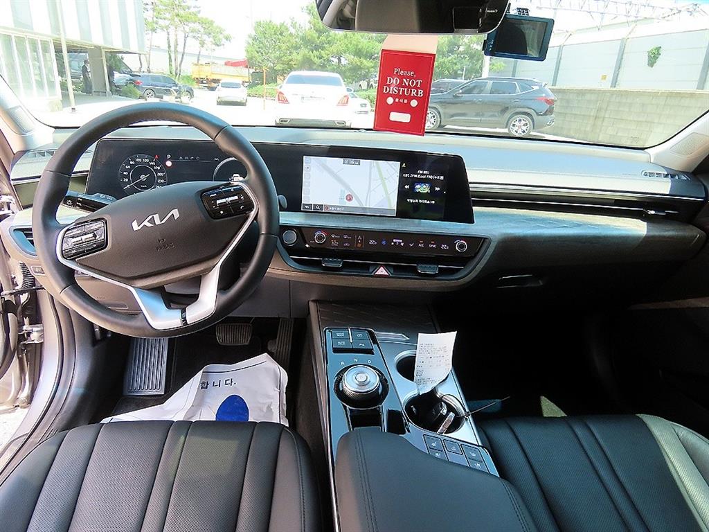 KIA K8 - Vista 7