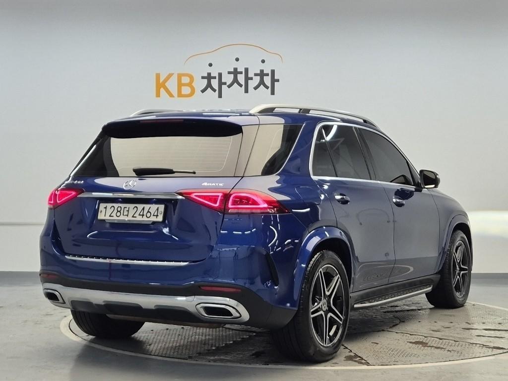 Mercedes Benz GLE Class - Vista 3