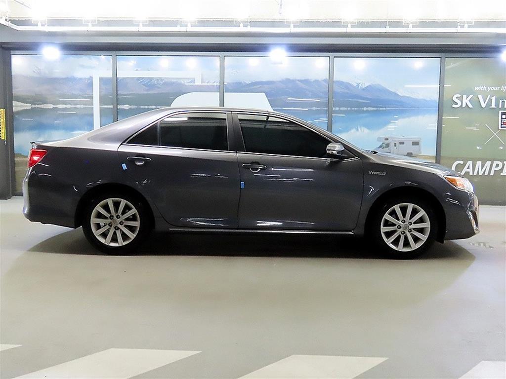 Toyota Camry - Vista 3