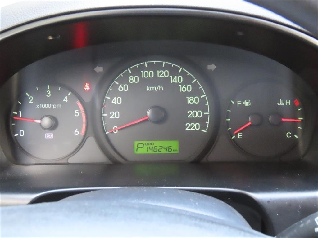 HYUNDAI Starex - Vista 9
