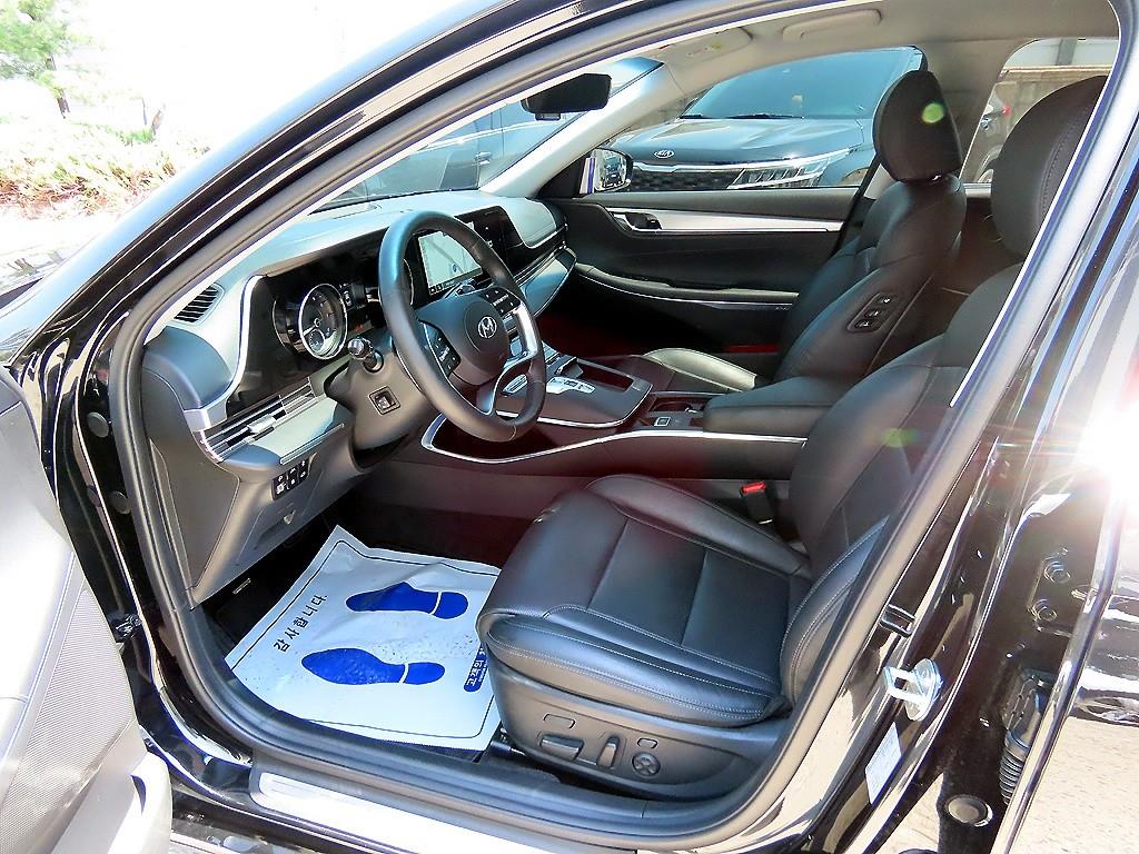 HYUNDAI Grandeur - Vista 5