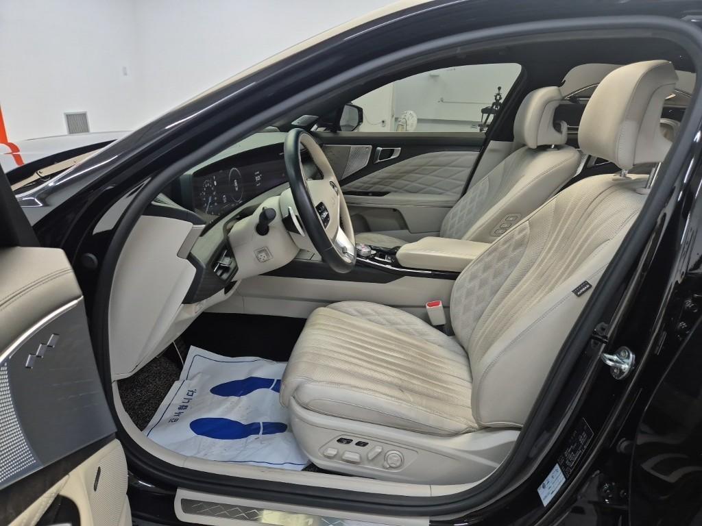KIA K8 - Vista 11