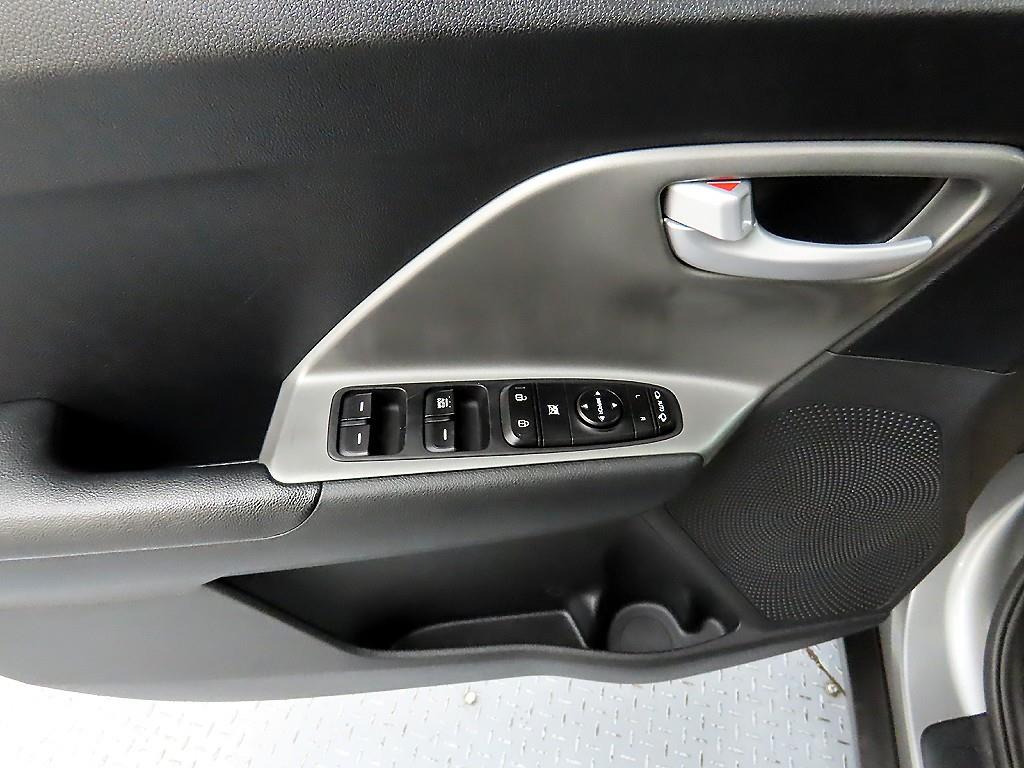 KIA Niro - Vista 11
