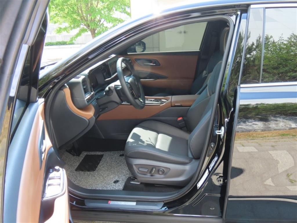 Toyota Crown 2026 - Importación desde Corea - HF Imports Iquique - Foto 13