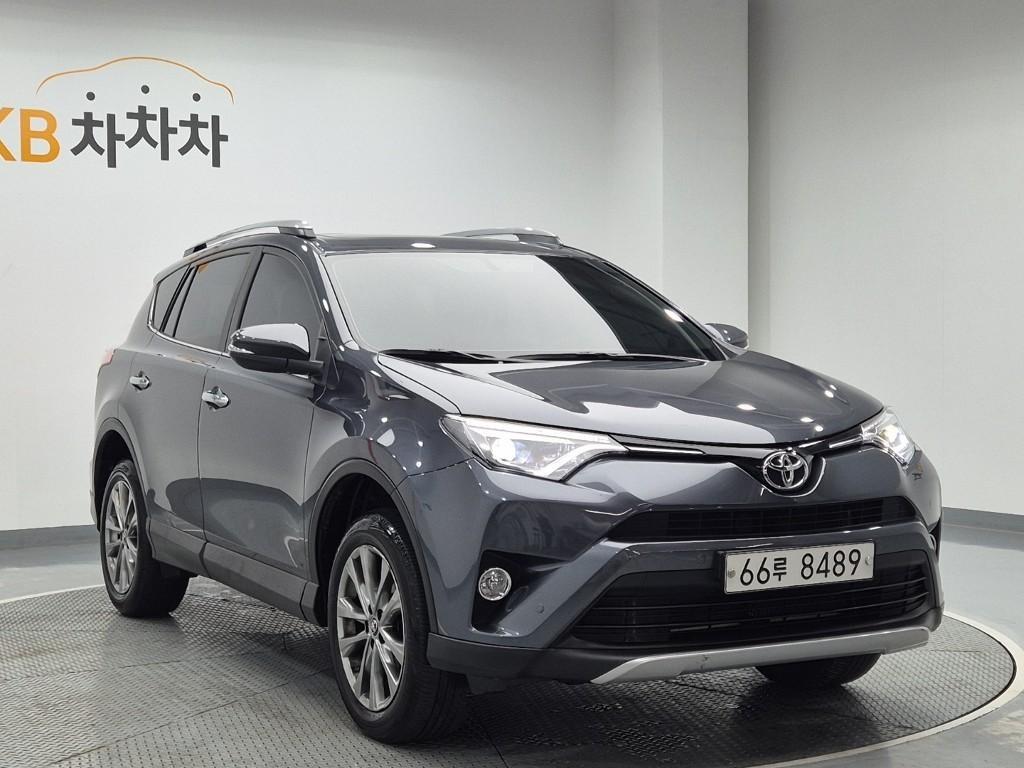 Toyota RAV4 - Vista 3