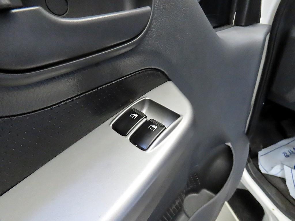 Small Truck Cargo (small) 2022 Blanco - Importación desde Corea - HF Imports Iquique - Foto 13