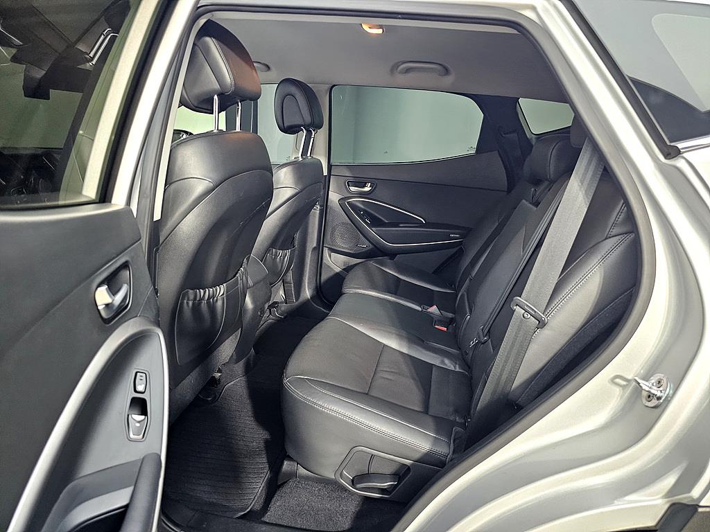 HYUNDAI Santa Fe - Vista 9